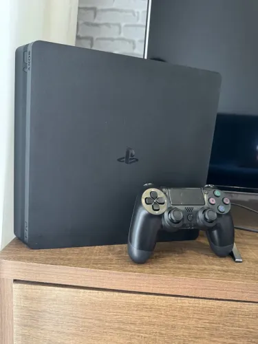 Play 4 PlayStation 4 slim impecável
