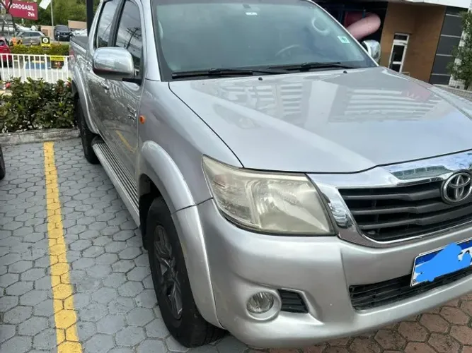 Toyota Hilux CD SR 4X2 2.7 16v/2.7 Flex Aut. 2012