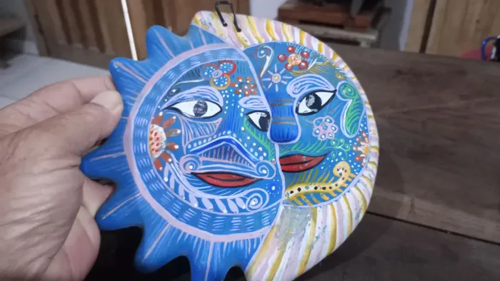 Sol e Lua Decorativo em Cerâmica