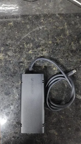 Fonte Xbox 360 super slim 