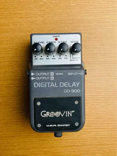 Pedal de Efeito Digital Delay DD-900 e Pedal de Overdrive Blues