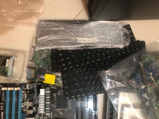 Peças de Hardware Diversas