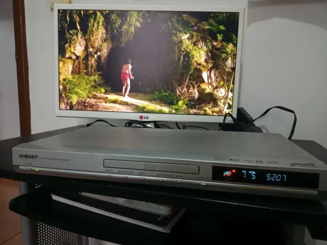 Dvd Semp SD7061 funcionando bem
