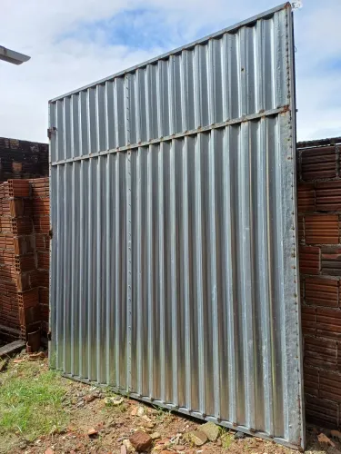 Porta de aço galvanizado