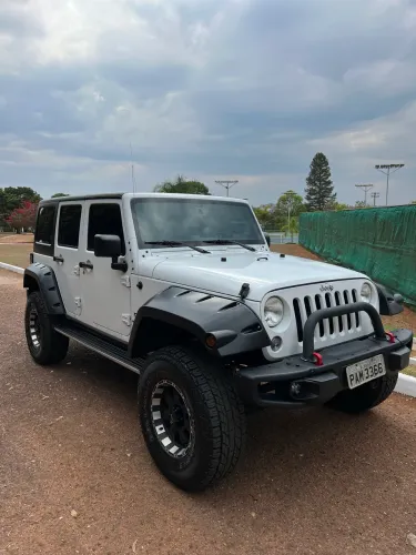 Jeep Wrangler Unlimited Sport 3.6 V6 284cv 4P 2015