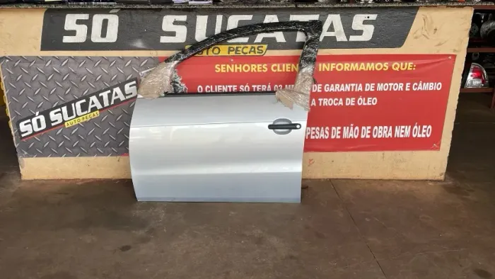 PORTA DIANTEIRA ESQUERDA GOL / VOYAGE G5 G6 G7 G8