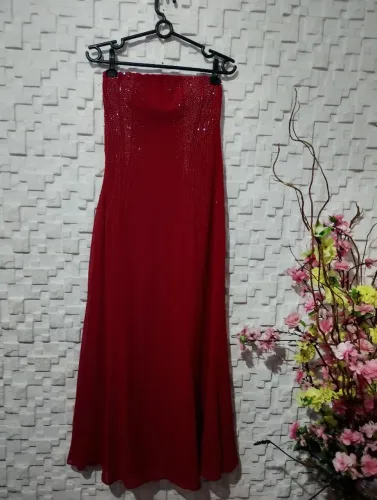 Vestido festa vermelho P/M bordado lindíssima
