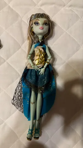 Boneca monster high Frankie 13 desejos 