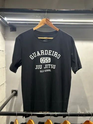 CAMISAS BASICAS E OVERSIZED OSS