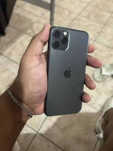 iPhone 11 Pro
