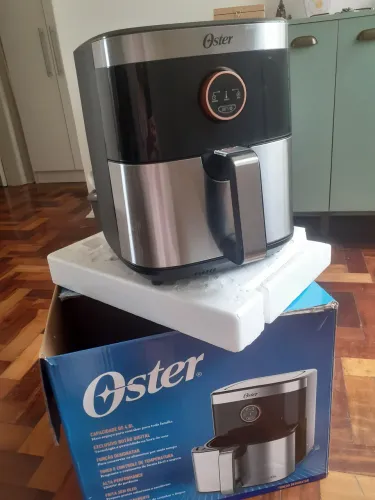 Fritadeira Air Fryer Oster 4,8L Black e Inox 220v (Estado de Nova!)