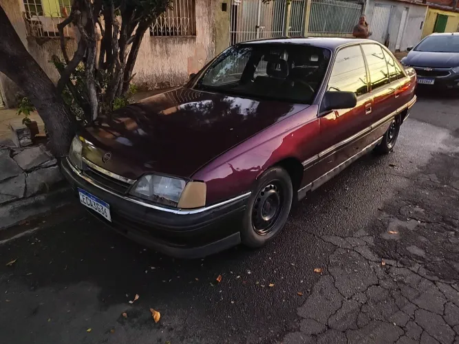 Chevrolet Omega GLS 2.2 / 2.0 (álcool) 1993