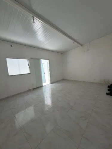 Sala Comercial de 25,5 m² para Aluguel | Excelente Localização
