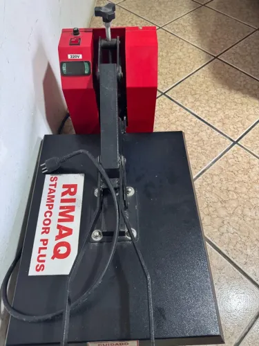 Vendo máquina Rimaq de estampar camisetas 