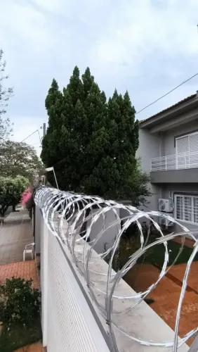 CONCERTINA DUPLA $29,99 O METRO INSTALADO acima 30 mts