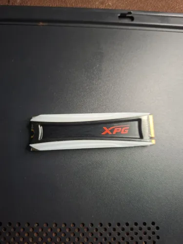 SSD de 1tb xpg RGB controlável