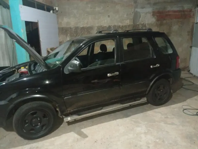 Vende se duas porta da Ecosport 2006 completa com vidro motor e trava 