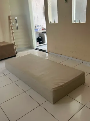 Cama de solteiro a venda