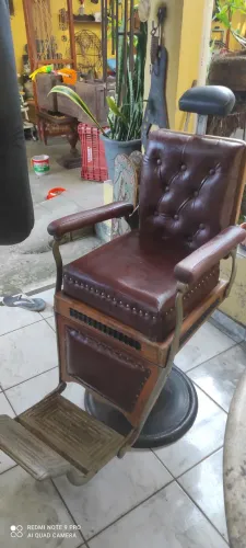 Cadeira de barbeiro,antiga: