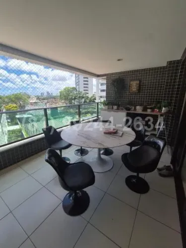 4 Quartos (Suíte) | 204 m² | Casa Forte