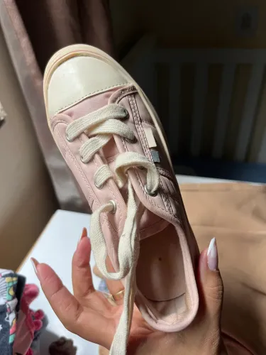 Sapatos infantis - menina e unissex 