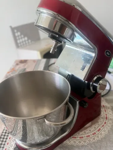 Batedeira oster perform 600w vermelha