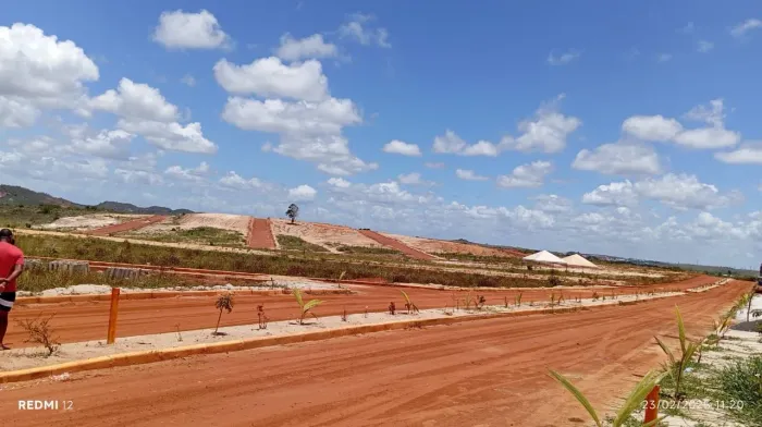 Passo terreno. Coqueiros de Arembepe.