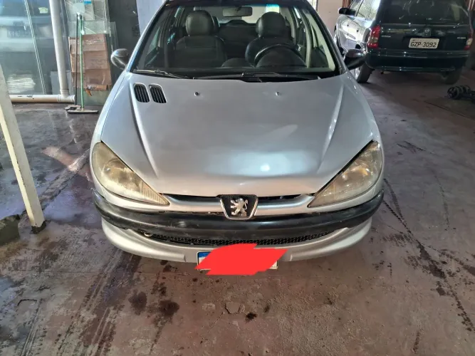 Peugeot 206 Selection/ Sensation 1.0 16V 5P 2005