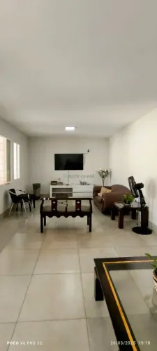 Vendo Excelente Casa - Jardim Tropical