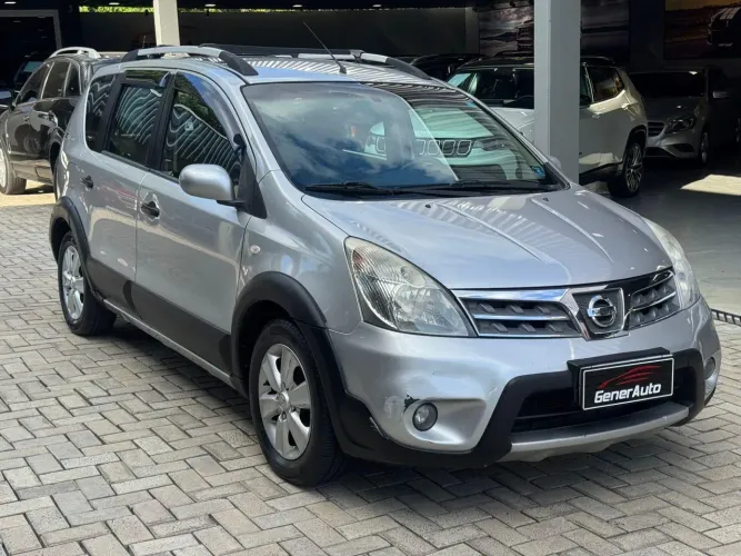 Nissan Livina X-gear Sl/X-gear 1.8 Flex F. Aut. 2013