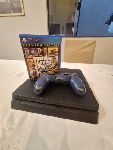 PS4 slim + 1 controle + Gta 5 ps4