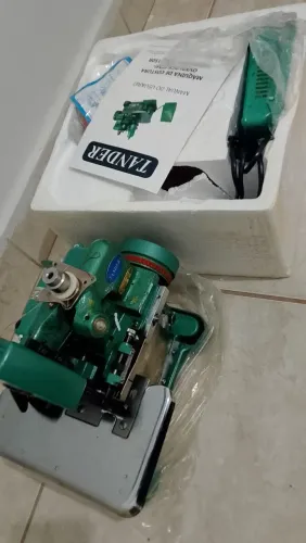Máquina de costura