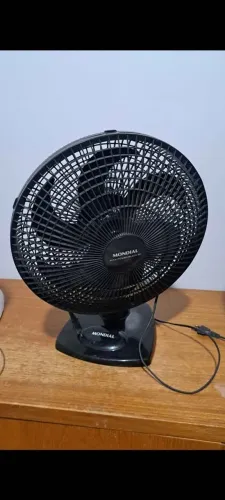 Ventilador de Mesa Mondial Maxi Power Black 30 - Semi-novo / Ótimo Estado