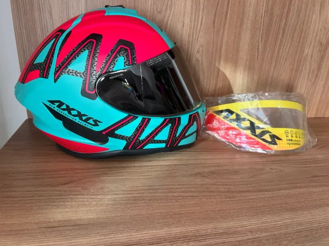 Capacete Axxis tamanho M 57/58