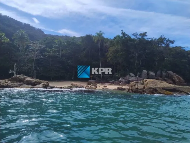 Área à venda, 10.300m² - Praia do Canto do Cedro - Ubatuba