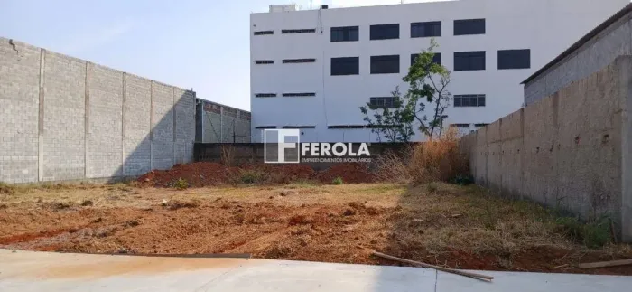 SMA Conjunto C - LOTE DE 600M2 (20 DE FRENTE X 30 DE COMPRIMENTO)