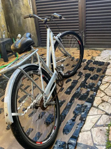 bicicleta poty prata