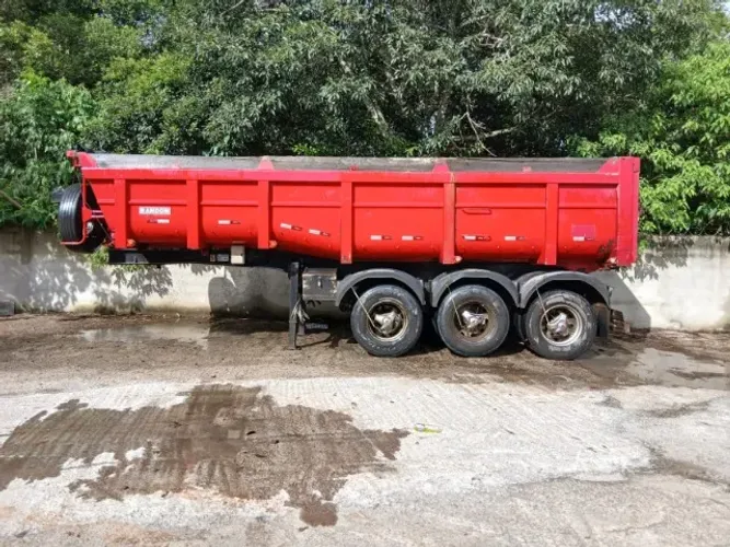 SEMI REBOQUE CAÇAMBA RONDON 2014 - ÚNICO DONO