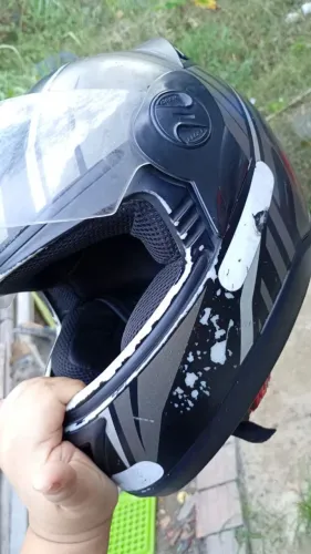 Capacete