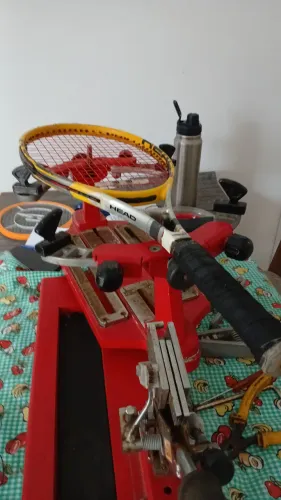 Maquina de encordoar raquetes