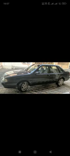 Volkswagen Santana Exclusiv 2.0 MI/ Executivo 2.0i (álcool) 1999