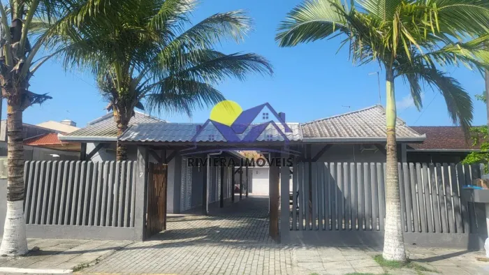Casa para Venda em Matinhos, Balneário Gaivotas, 8 dormitórios, 3 banheiros