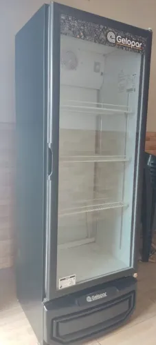 Freezer Vertical Gelopar 410L 220V - Apenas 3 Meses de Uso (Com Nota Fiscal!)