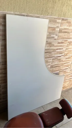 Mesa em L