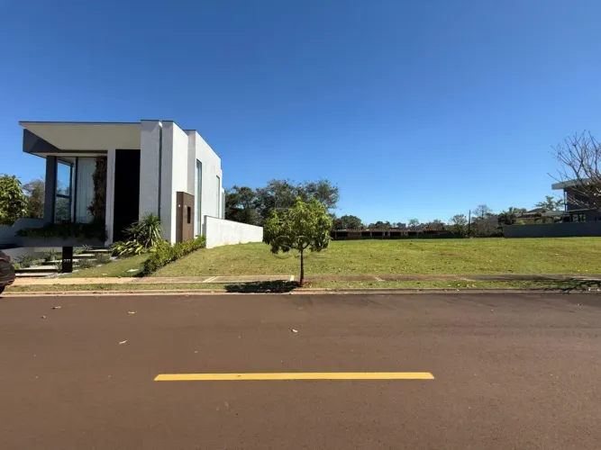 Terreno amplo à venda, Condomínio Royal Boulevard Yacht Residence e Resort - Foz do Iguaçu