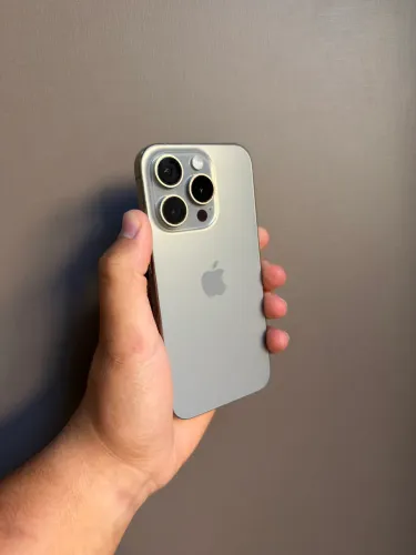Iphone 15 Pro 256gb Impecável