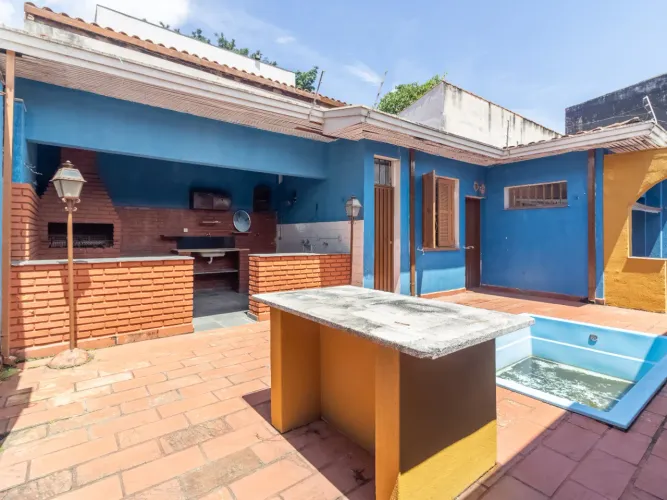 Casa para venda em Vila Inah com 3 quartos, sendo 1 suíte, 280m²