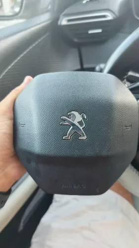 Capa buzina/volante Peugeot 208/3008 modelo novo 