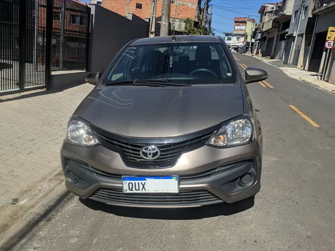 Toyota Etios X Plus Sedan 1.5 Flex 16V 4P Aut. 2020