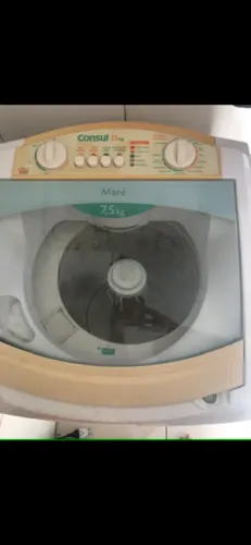 Vende-se máquina de lavar com defeito